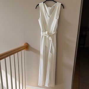 Calvin Klein Elegant White Sleeveless Jumpsuit